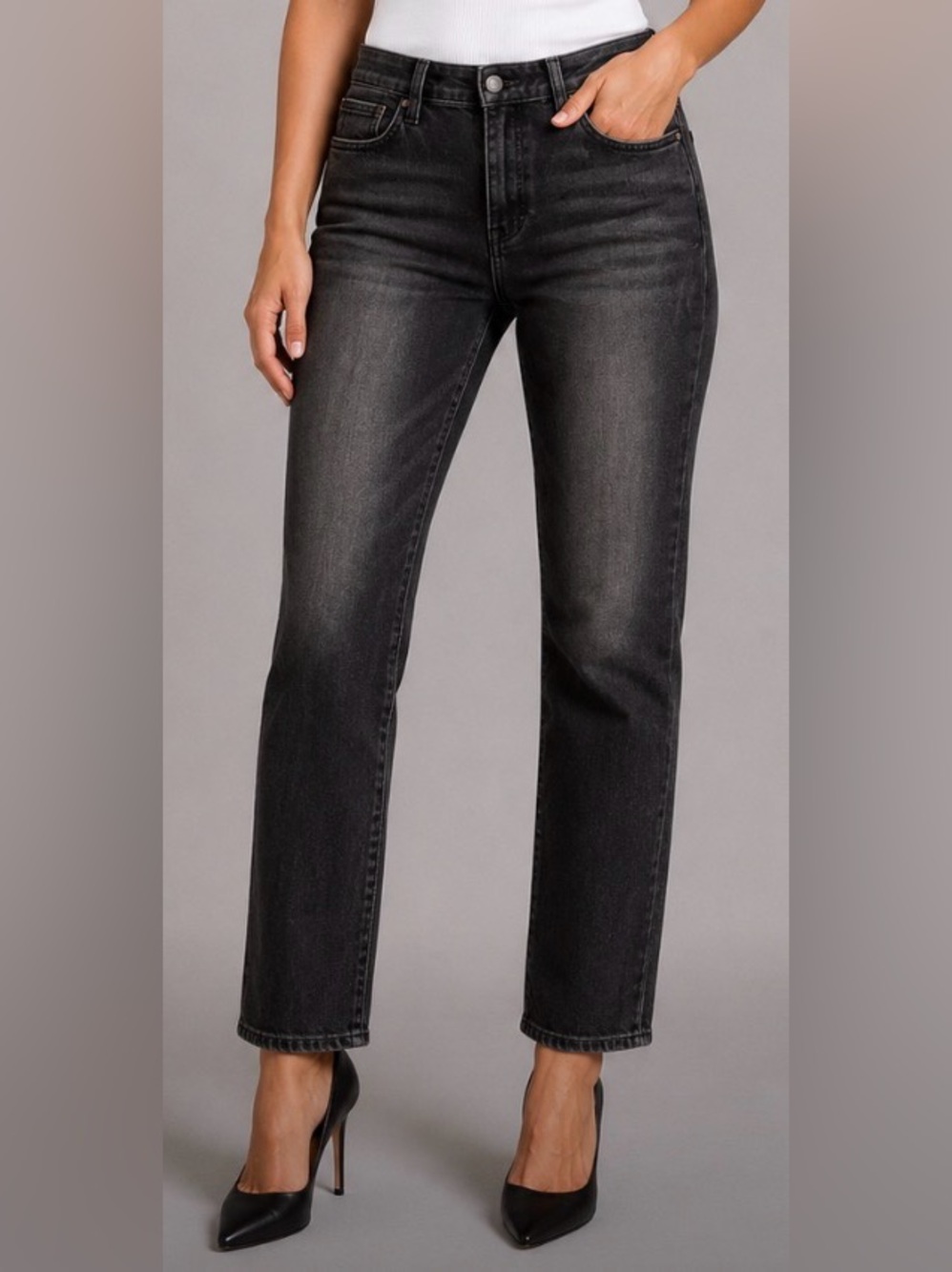 Joe's Jeans Women's Faded Black Straight Leg Jeans Size 26
